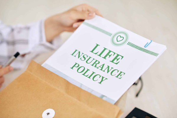 Comment reconnaître une assurance vie d'une assurance obsèques?